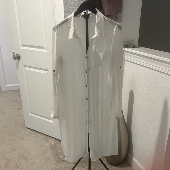 cleo Tops - cleo White Longline Button-Front Tunic